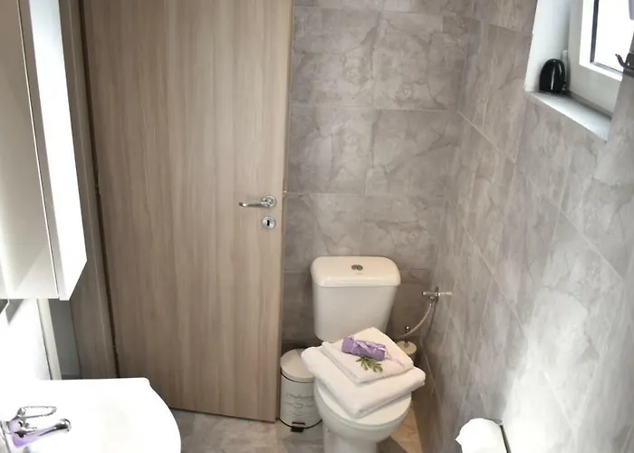 Daire Levande With Private Parking *