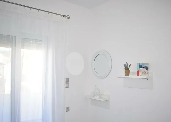 Levande With Private Parking אפאנטו