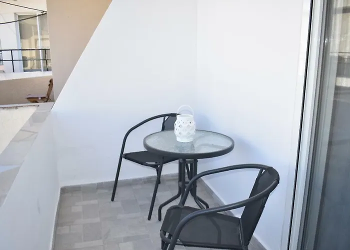 Levande With Private Parking *